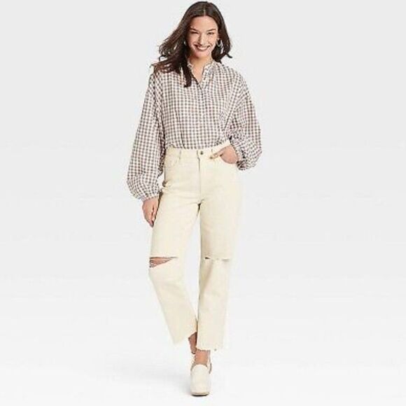 Universal Threads Off-White Vintage Straight Distressed Pants - Picture 2 of 5